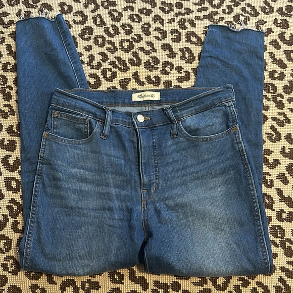 Madewell  sz 28 10" High-Rise Roadtripper Authentic Skinny Jeans - Picture 3 of 5